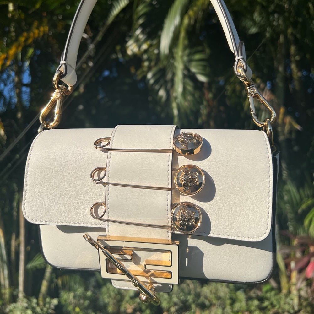 🆕 Fendi x Versace Fendace White Leather Gold Brooch Mini Baguette Shoulder Bag